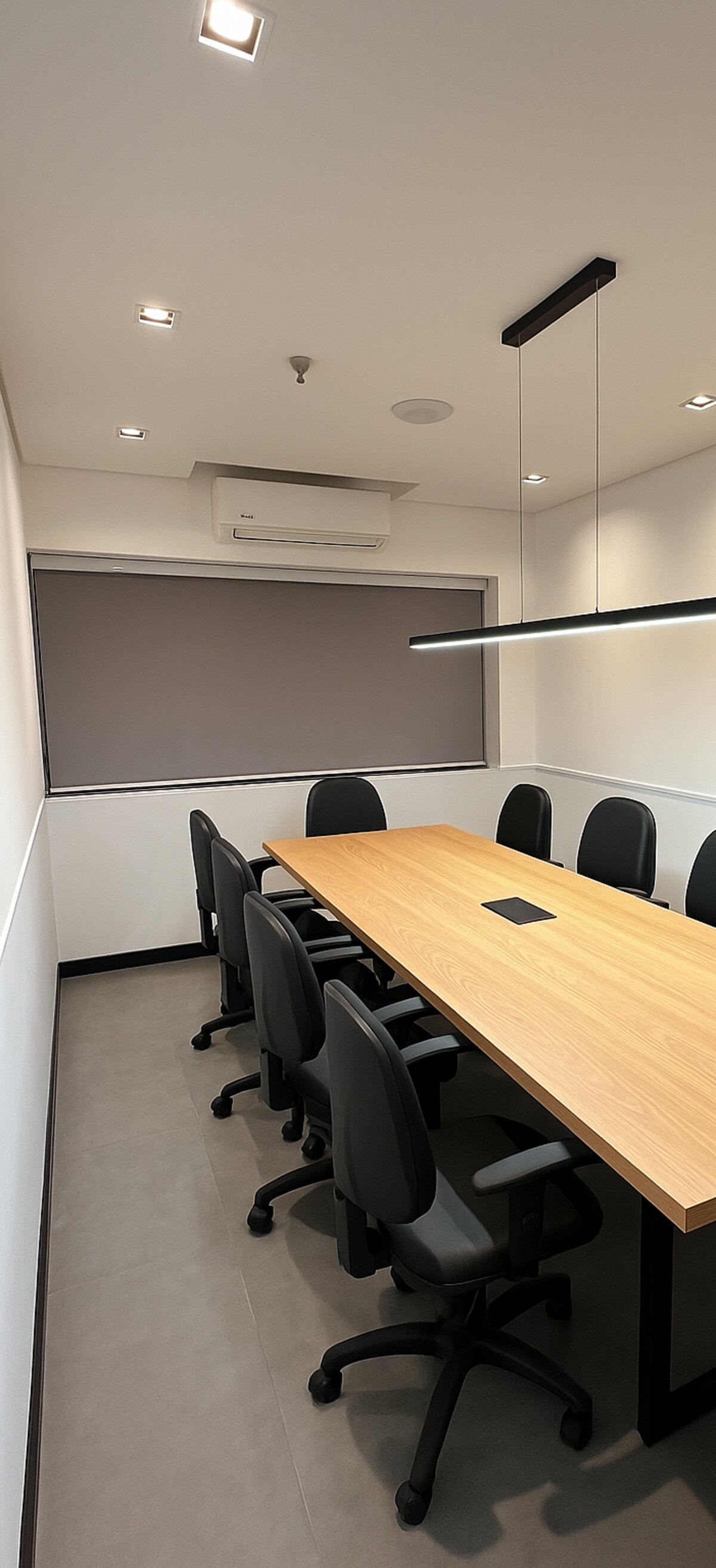 Sala de Reuniões | 7 pessoas